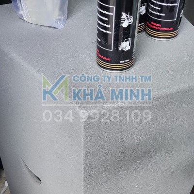 Sơn xịt tạo sần, sơn tạo gai, sơn sần thùng loa, sơn phủ gầm xe, babule, táp lô Autocolor P21-030 có hạt cao su tạo sần thumbnail 4