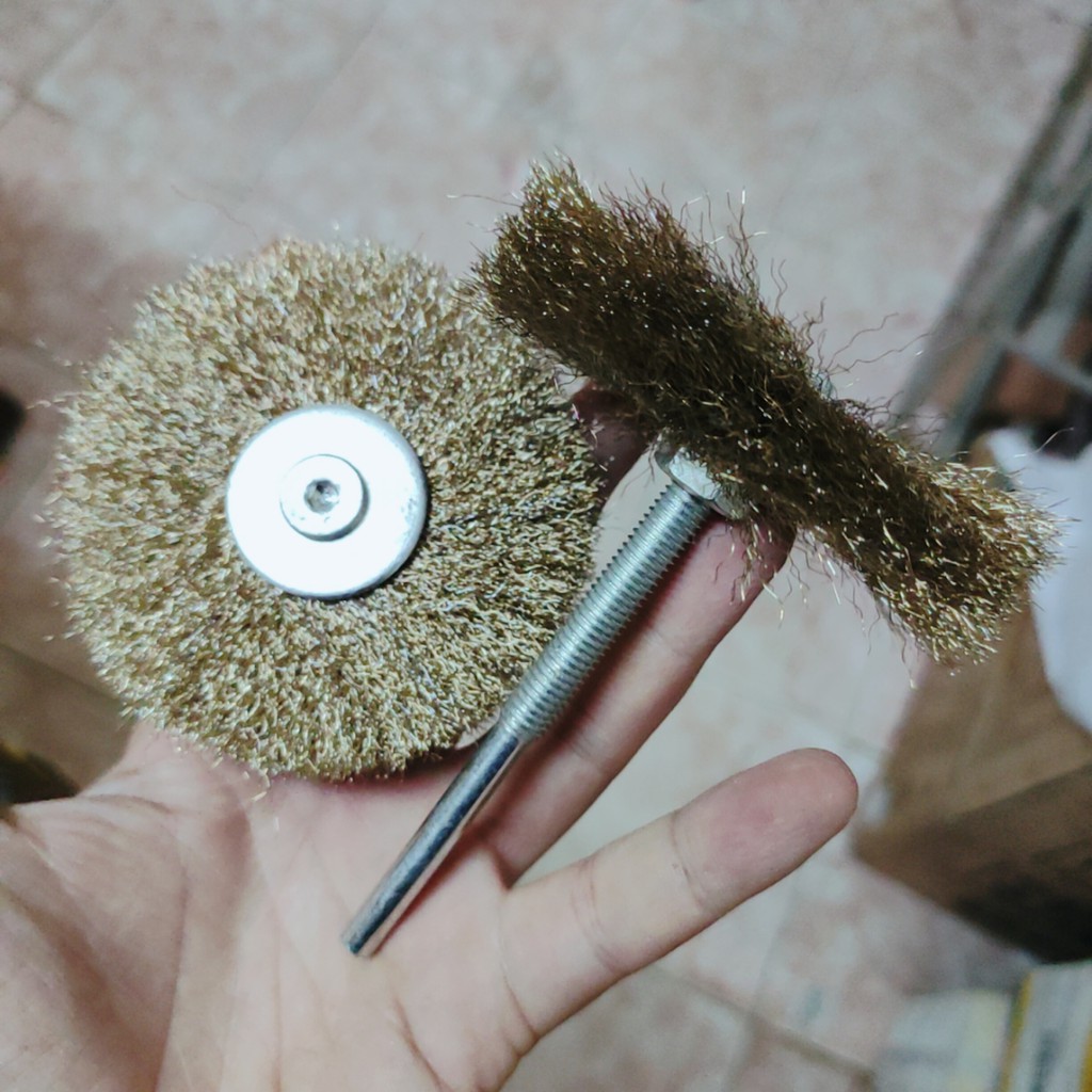Dùng cước để tẩy sơn rất dễ làm hư hại bề mặt