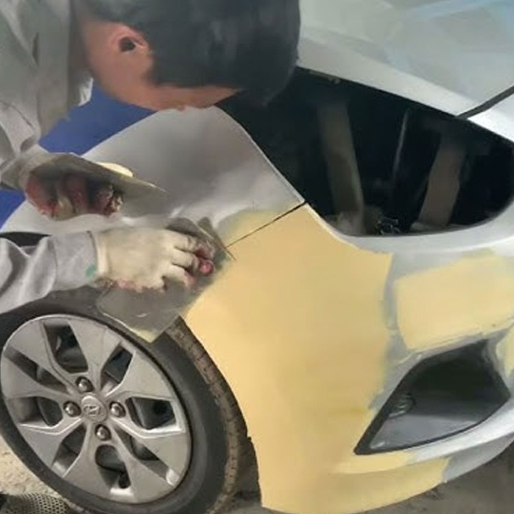 Matit 2 Thành Phần 380 Yakoo, Bả Trét Nhanh Khô, Dễ Chà Nhám, Bám Dính Tốt thumbnail 4