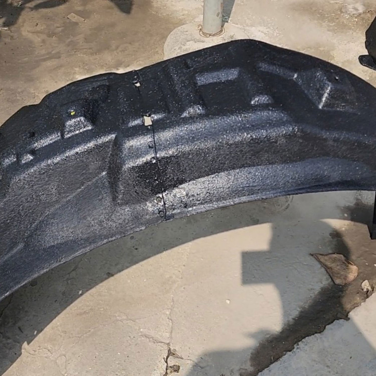 Sơn hóa nhựa lòng vè P21-030, sơn xịt cao su lòng vè giúp lòng vè cứng chắc, giảm tiếng ồn thumbnail 4